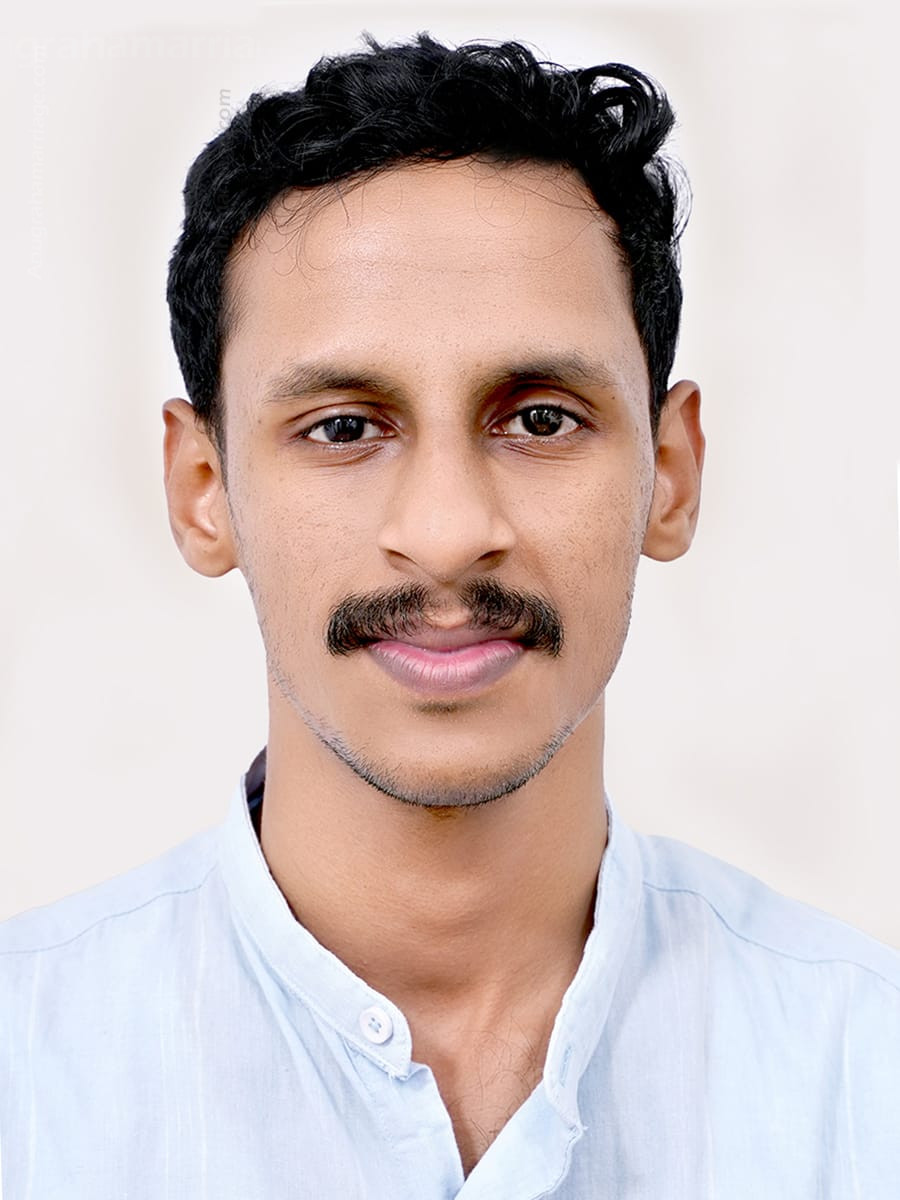 Anujith V.R. (pooram)