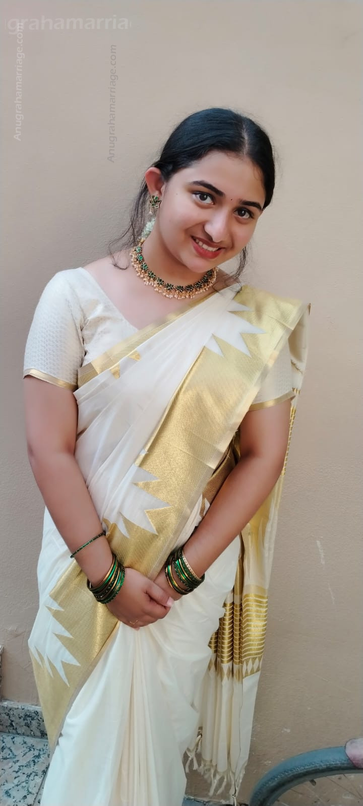 Manisha Manoj (Atham)