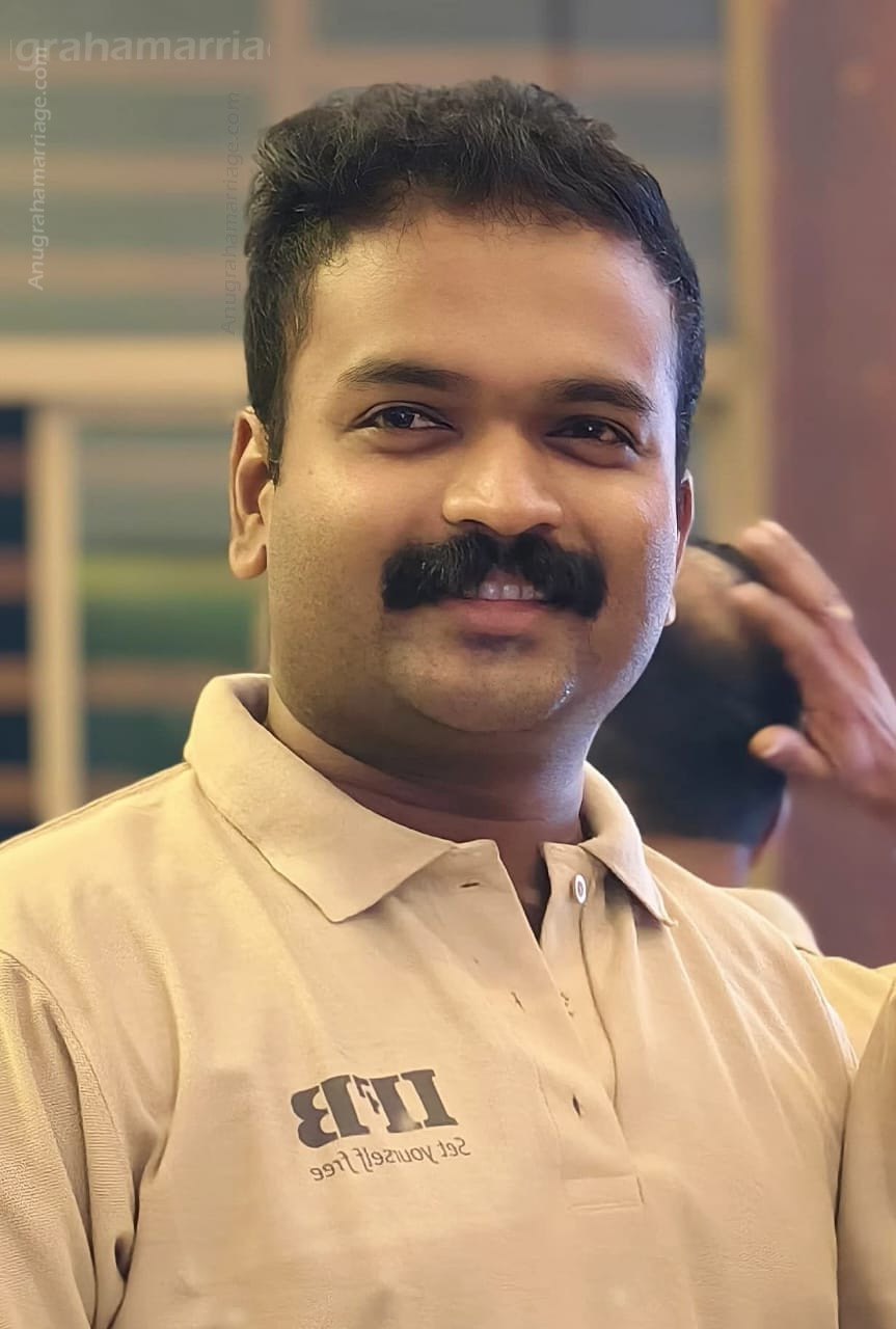 Vignesh M.S (Makayiryam-Sudham)